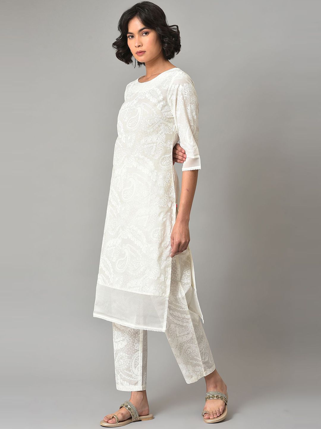 W Ethnic Motifs Printed Pure Cotton Kurta with Trousers