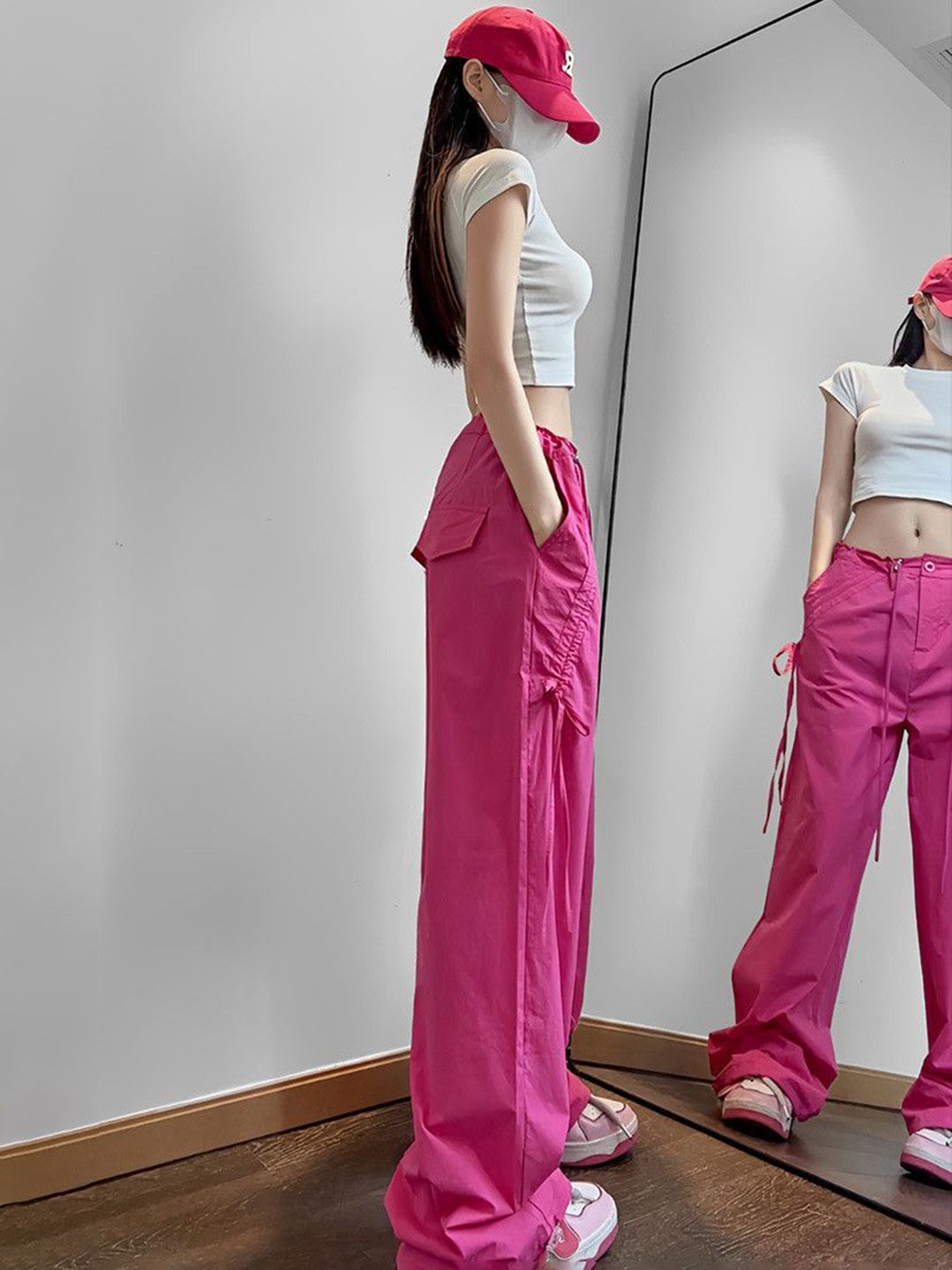 DressBerry Women Regular Fit Mid-Rise Trousers