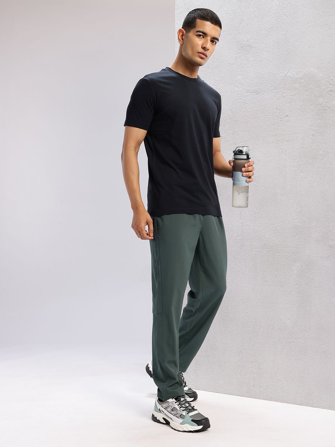 HRX by Hrithik Roshan Men Typography Print Detail Mid-Rise Rapid-Dry Running Track Pants