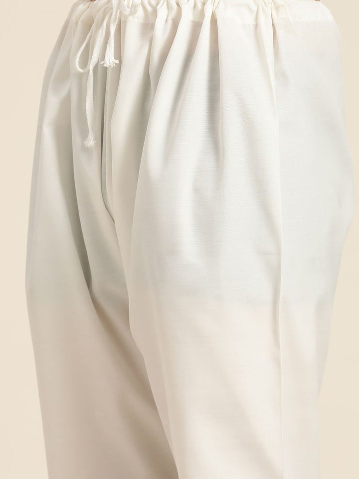 SOJANYA Printed Regular Kurta With Churidar