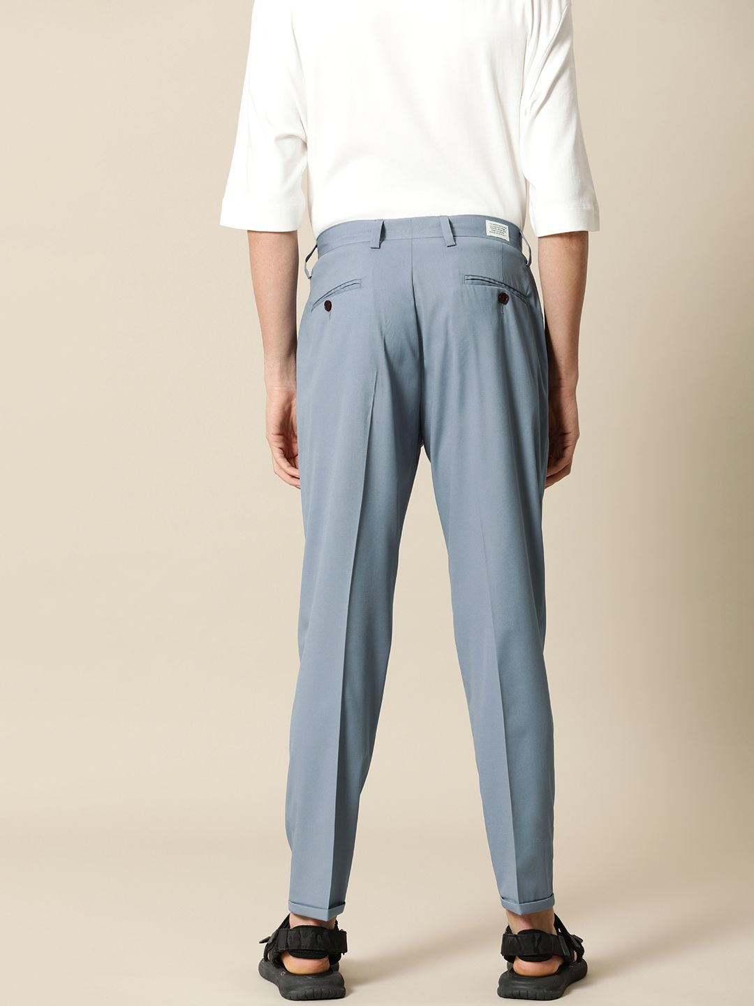 Mr Bowerbird Men Solid Mid-Rise Vintage Pleated Trousers