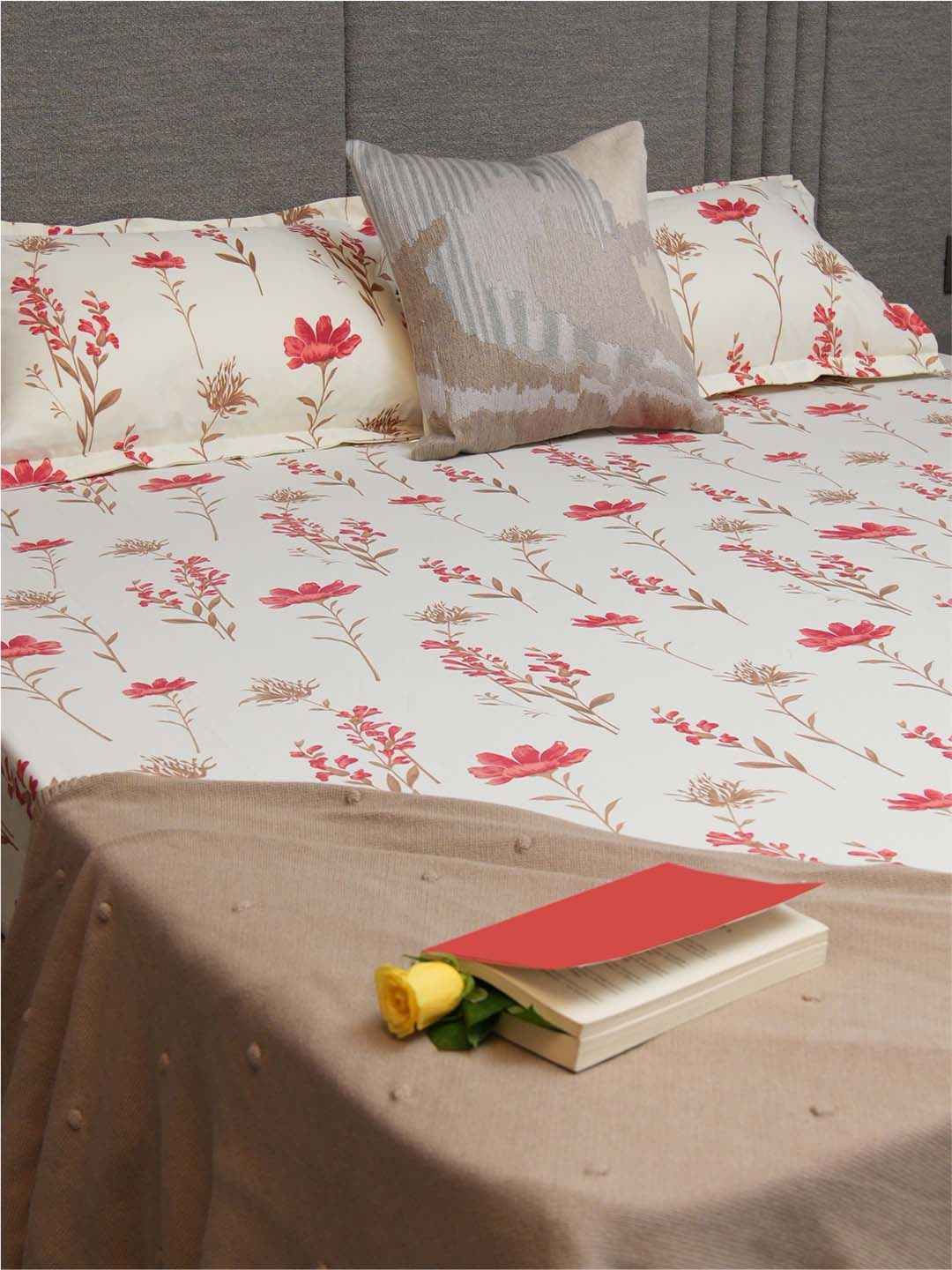 URBAN SPACE Pink & White Printed 200 TC Cotton Double Queen Bedsheet With 2 Pillow Covers
