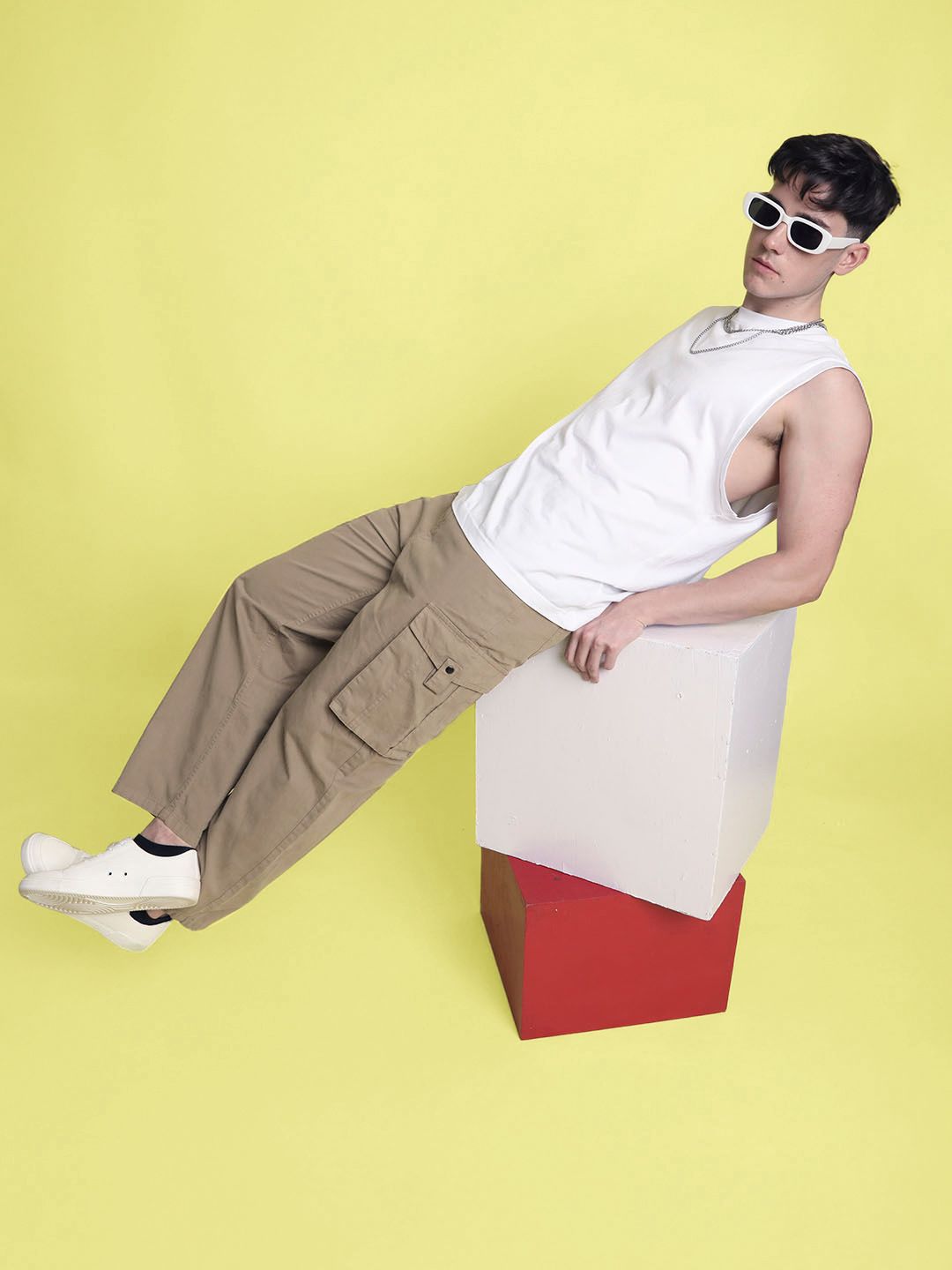 Bene Kleed Men Baggy Fit Cargos Trousers