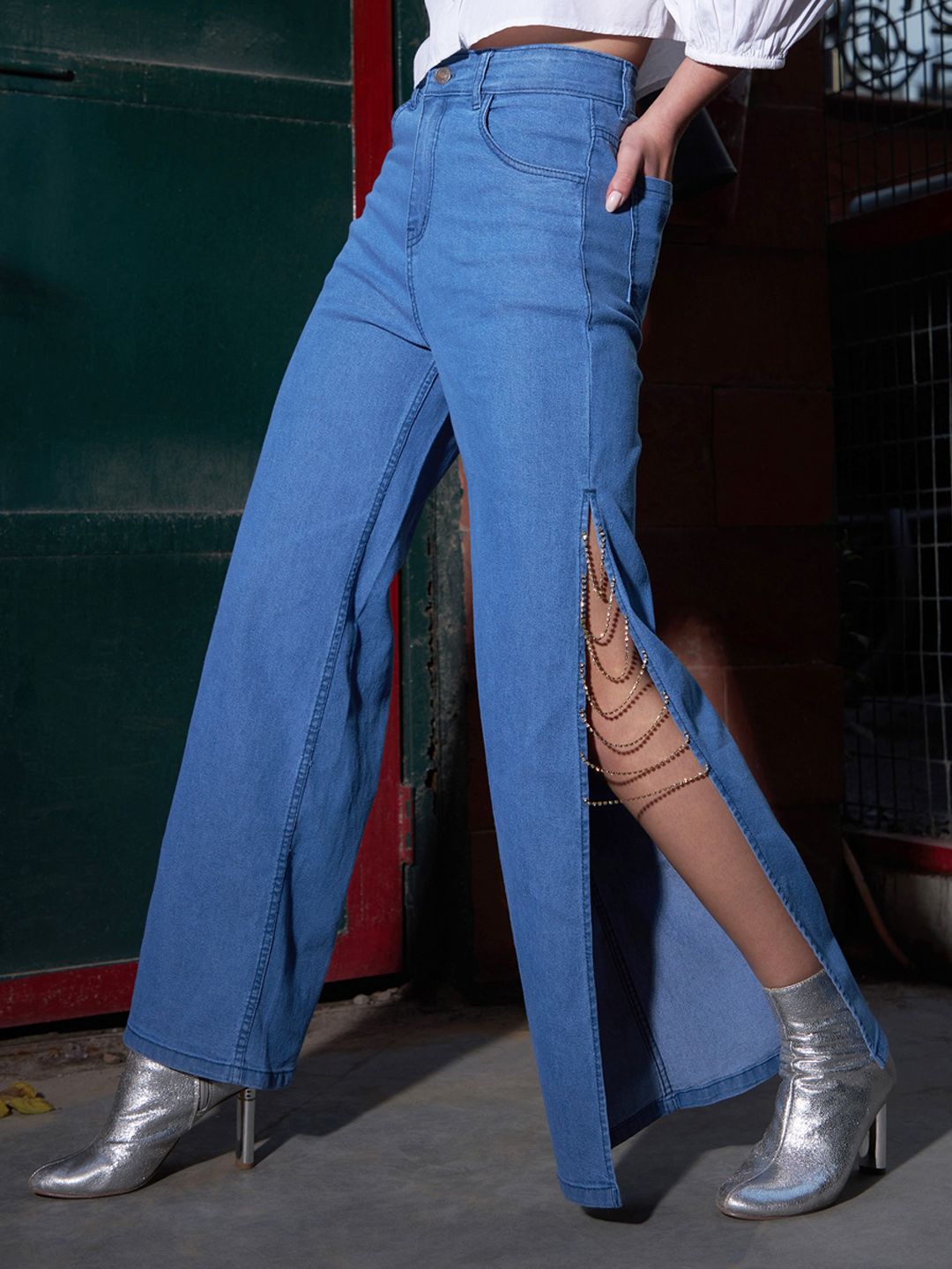 SASSAFRAS Women High-Rise Side Slit Light Shade Stretchable Jeans