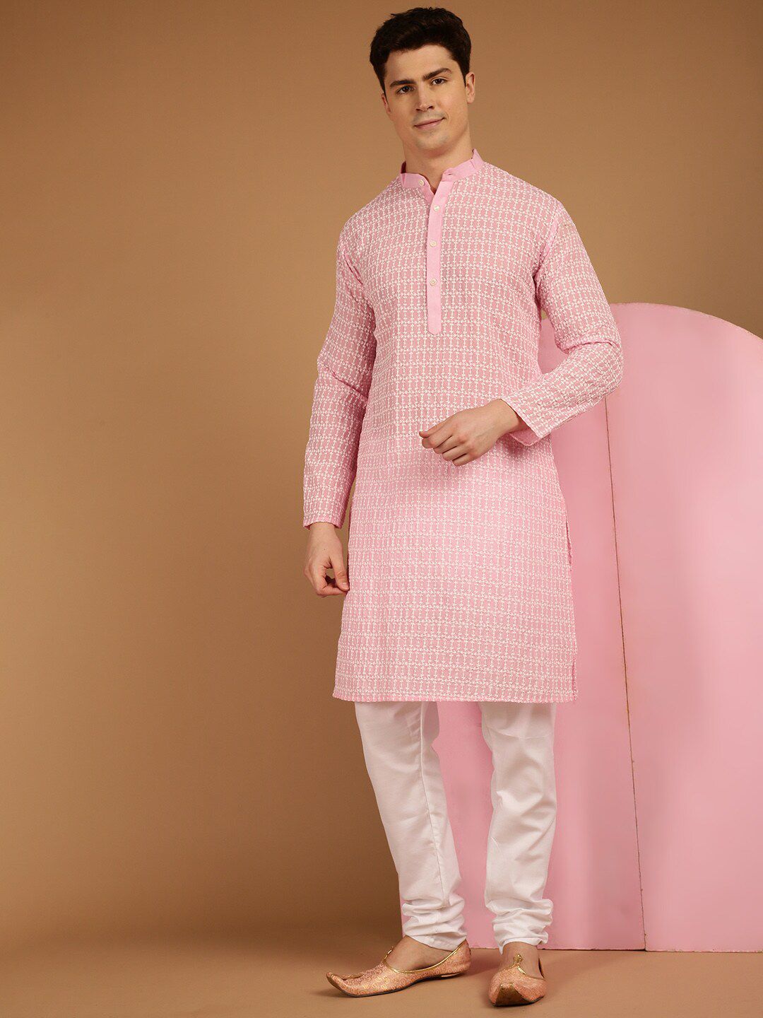 SOJANYA Motif Etnik Bersulam Kolar Katun Murni Kurta