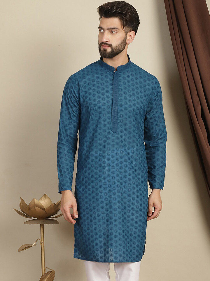 Kurta Lurus Kapas Bersulam Geometri Anouk Kolar Mandarin