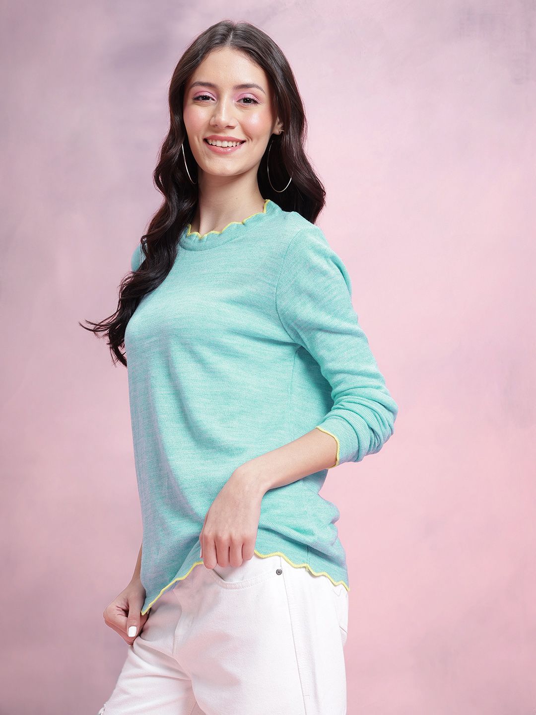 DressBerry Round Neck Acrylic Pullover