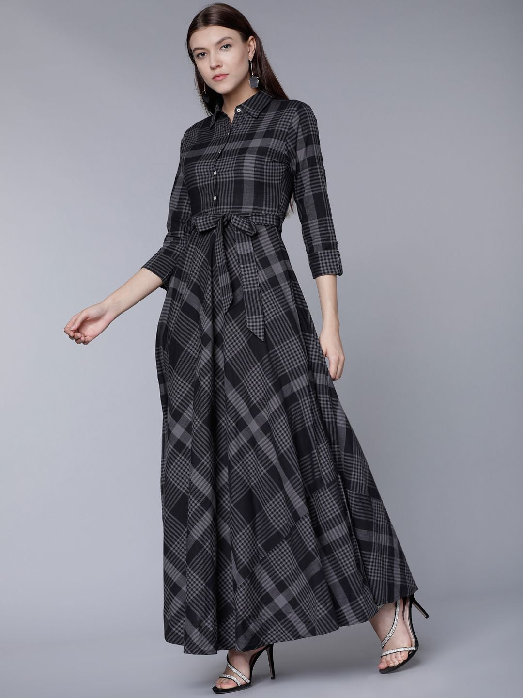 Vishudh Women Black Printed Shirt Maxi Dress