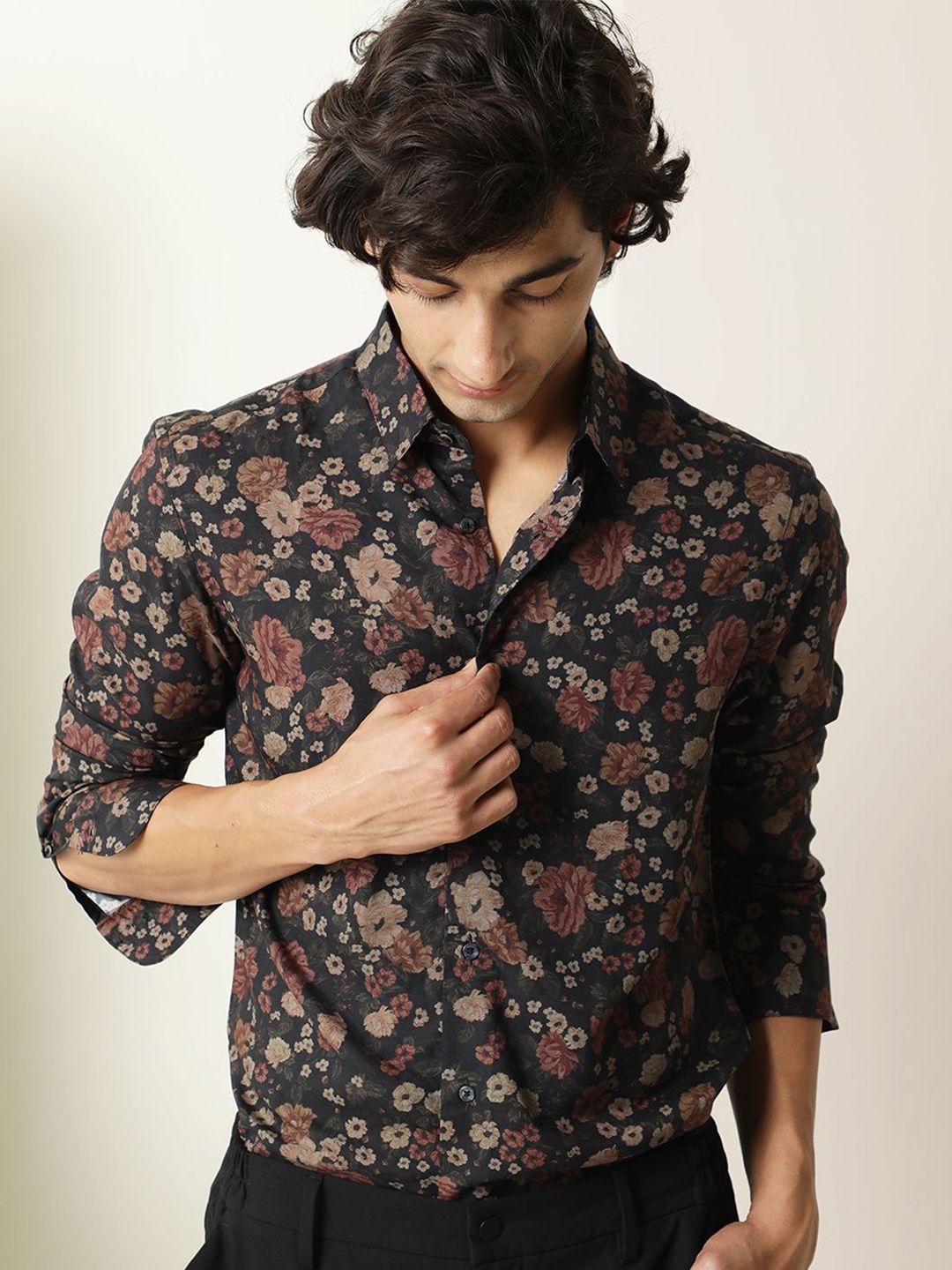 RARE RABBIT Men Comfort Floral Printed Casual Shirt