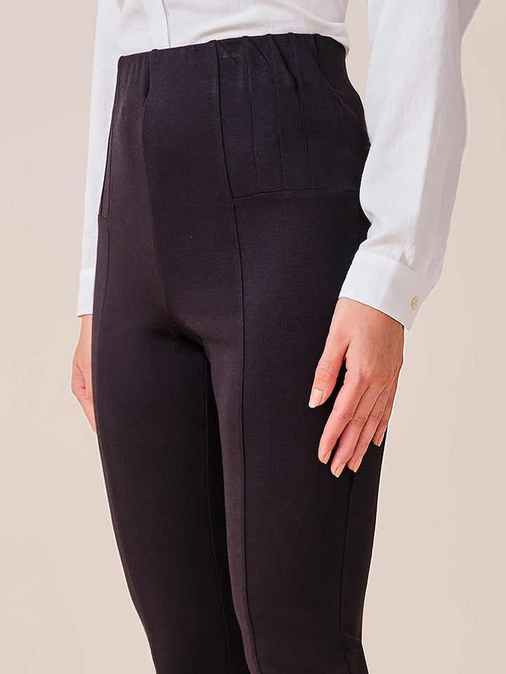 AND Women Slim Fit Pleated Trousers