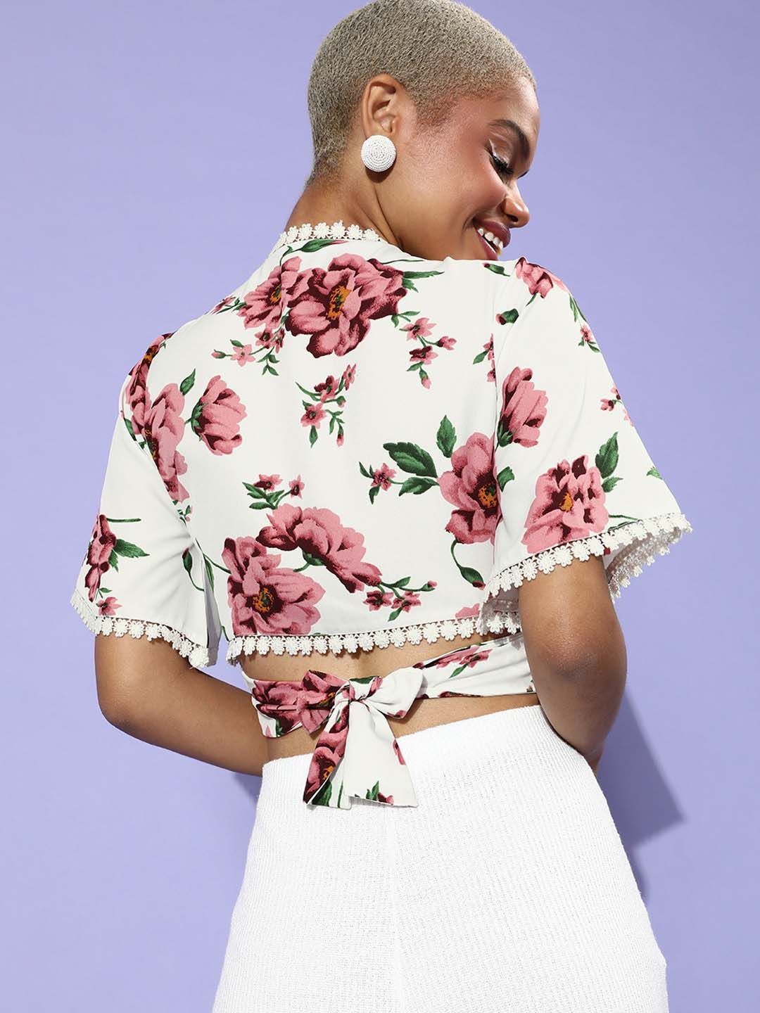 Berrylush Women White Floral Cropped Top