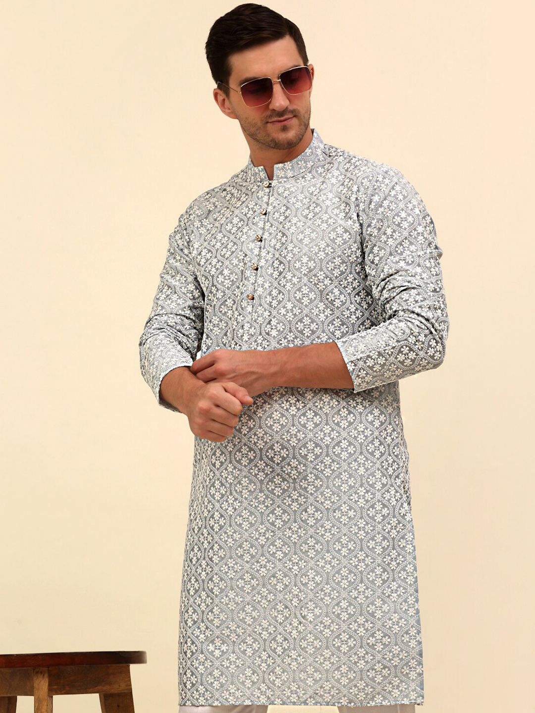 Anouk Grey Floral Embroidered Regular Chikankari Kurta with Pyjama