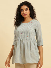 W Vertical Stripes A-Line Top