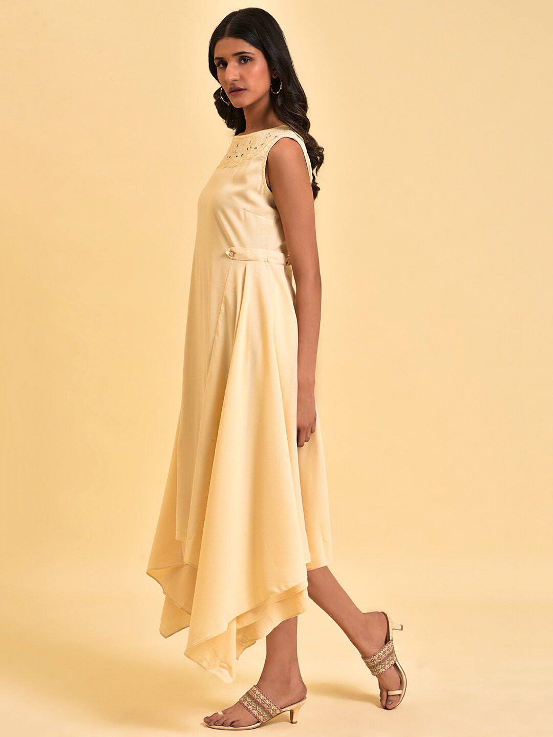 W Cream Lace Detailed Boat Neck A-Line Midi Dress