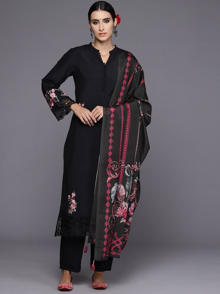 Indo Era Women Floral Embroidered Regular Thread Work Kurta with Trousers & Dupatta