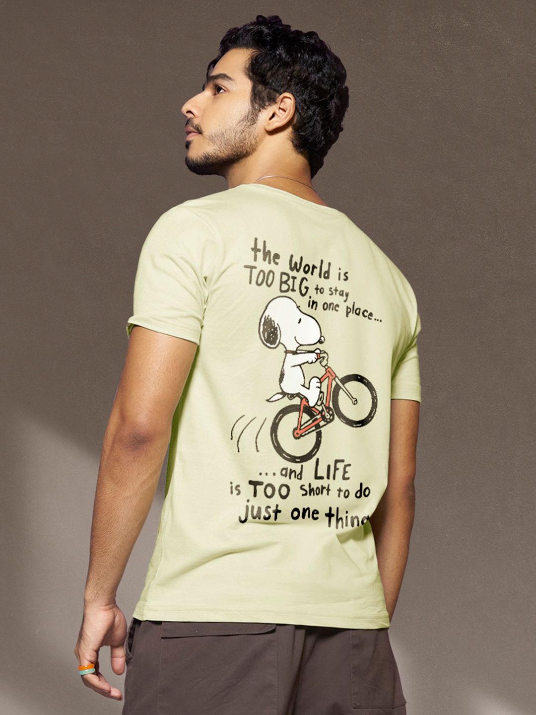 Bewakoof Green Graphic Printed Cotton T-shirt