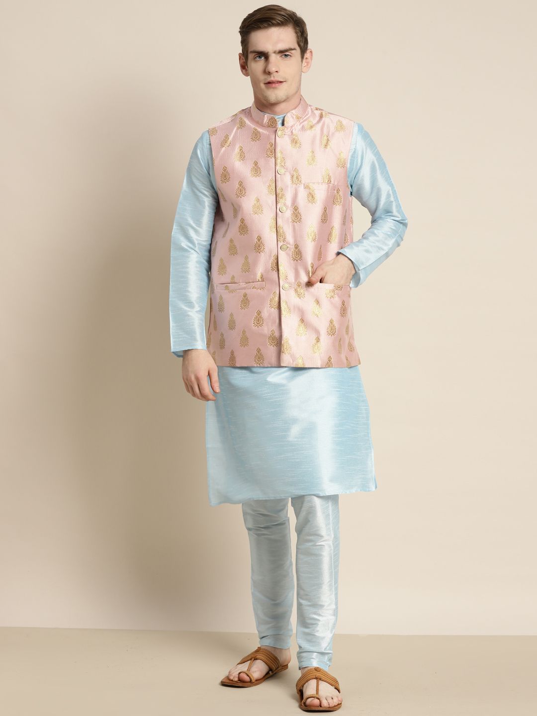 SOJANYA Men Blue Ethnic Motifs Kurta with Churidar