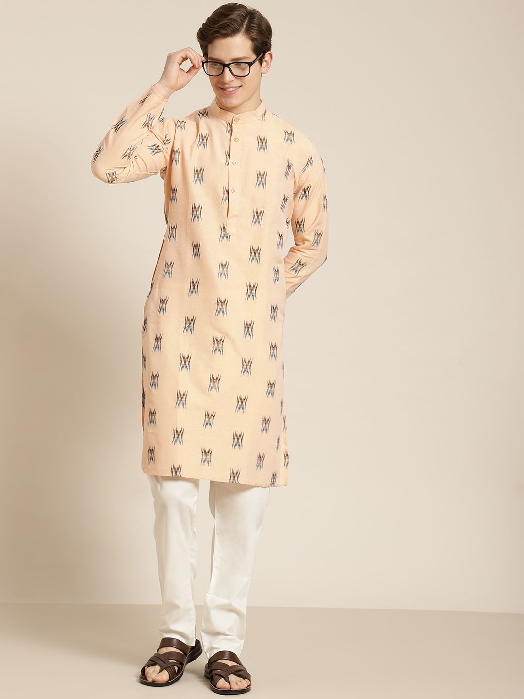 SOJANYA Men Peach-Coloured & Black Pure Cotton Self Design Kurta