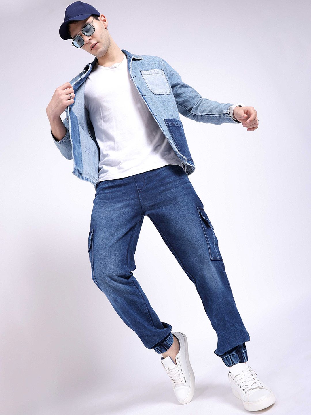 The Indian Garage Co Men Regular Fit Mid-Rise Cotton Cargo Jogger Jeans