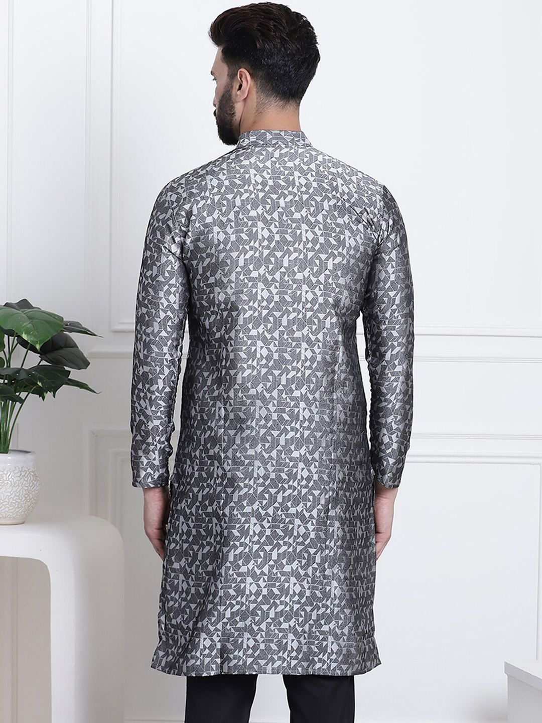 SOJANYA Ethnic Motifs Woven Design Regular Kurta