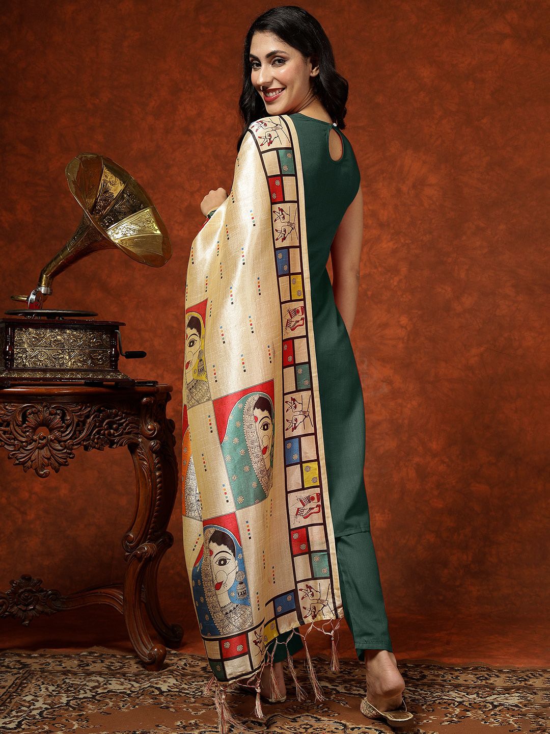 KALINI Printed Straight Kurta & Trousers With Dupatta