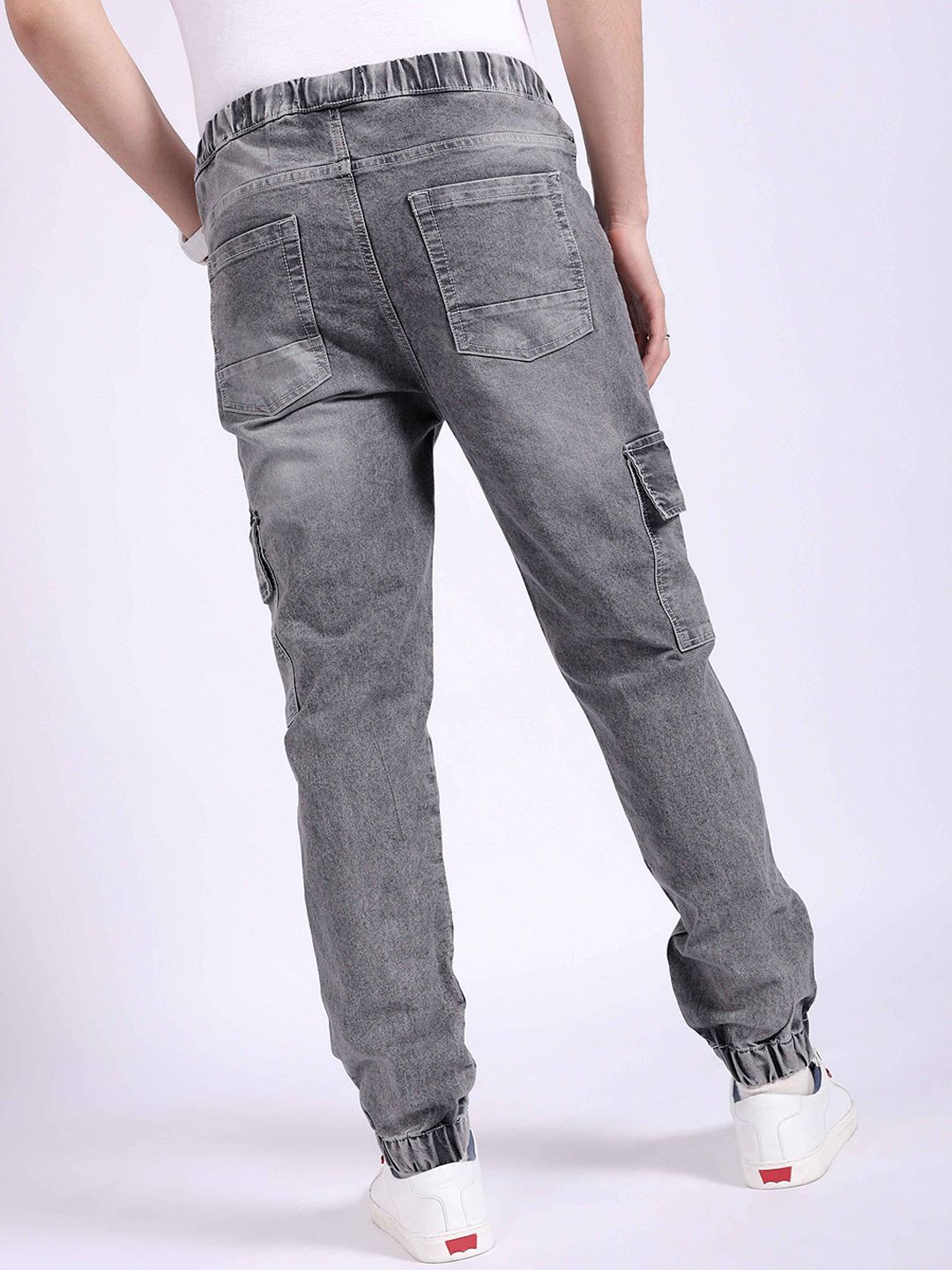 The Indian Garage Co Men Mid-Rise Clean Look Light Fade Stretchable Cargo Jogger Jeans