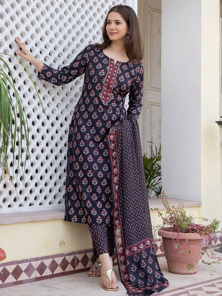 KALINI Floral Printed Round Neck Straight Kurta With Trousers & Dupatta