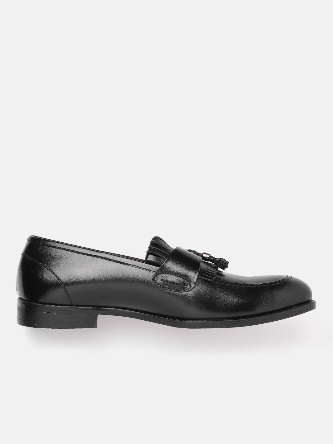 House of Pataudi Men Tasselled Formal Loafers