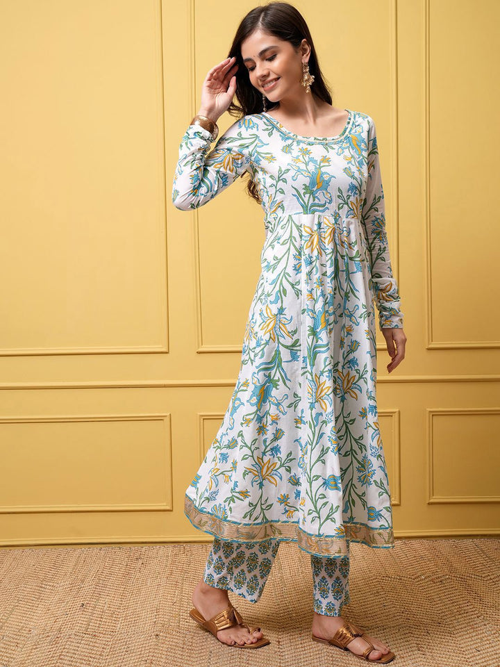 Vishudh Women Floral Printed Regular Pure Cotton Kurta with Trousers & With Dupatta