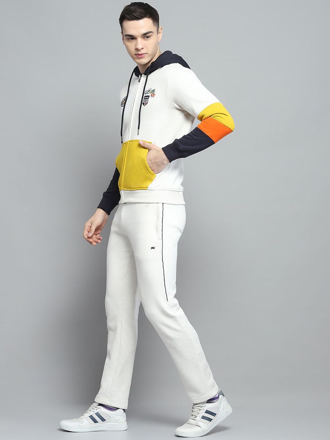 Monte Carlo Men Colourblocked Mid-Rise Hooded Tracksuit