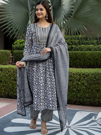 KALINI Geometric Embroidered Regular Sequinned Kurta With Trousers & With Dupatta