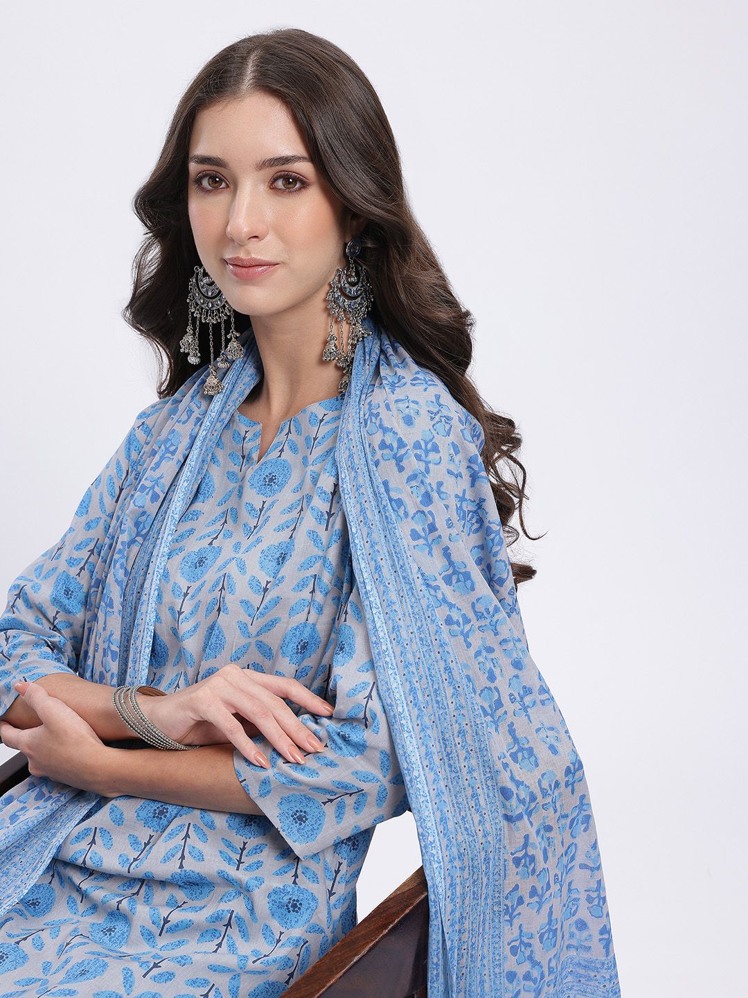 Anouk Ethnic Motifs Printed Kurta with Trousers & With Dupatta