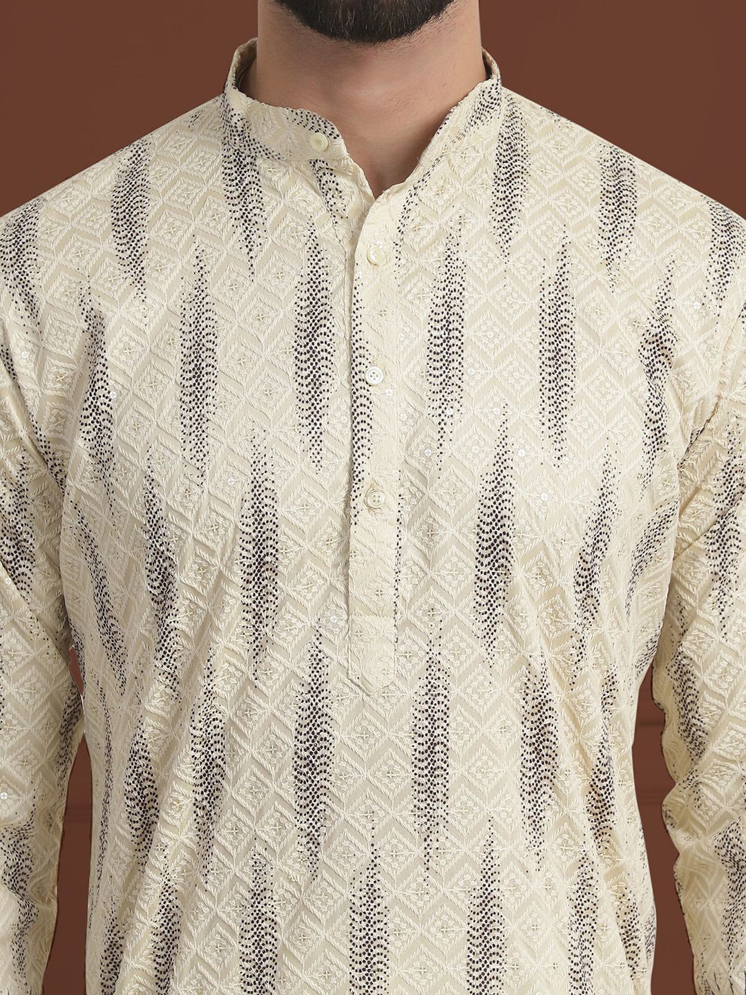SOJANYA LUXE Motif Etnik Bersulam Kolar Mandarin Lurus Kapas Tulen Kurta & Piyama