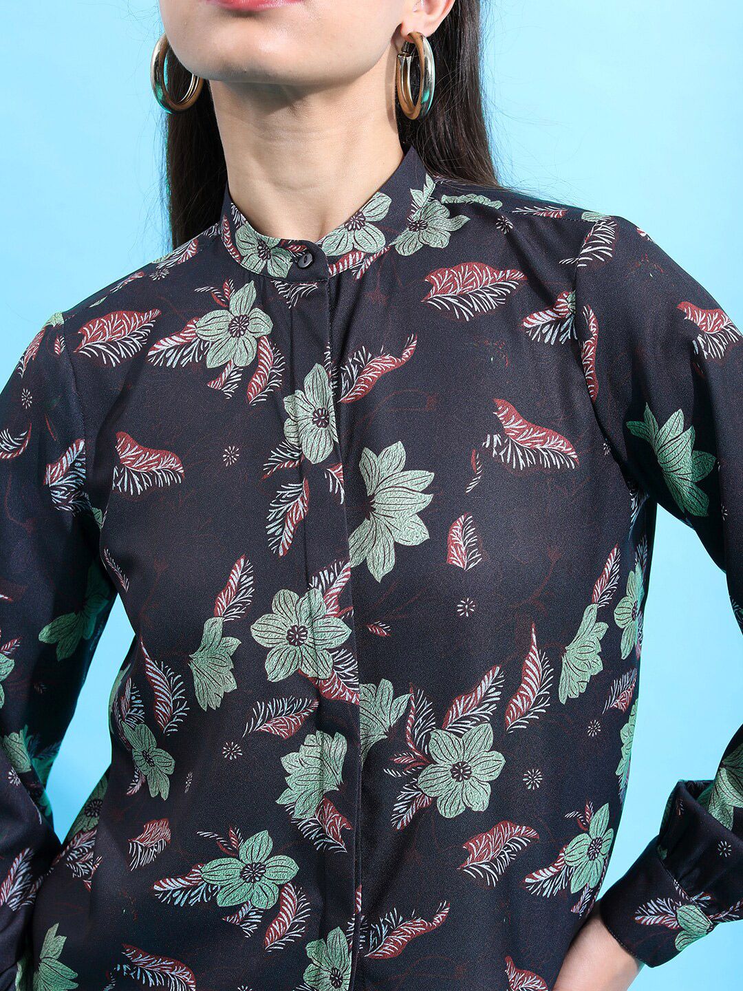 Tokyo Talkies Black & Green Floral Printed Casual Shirt