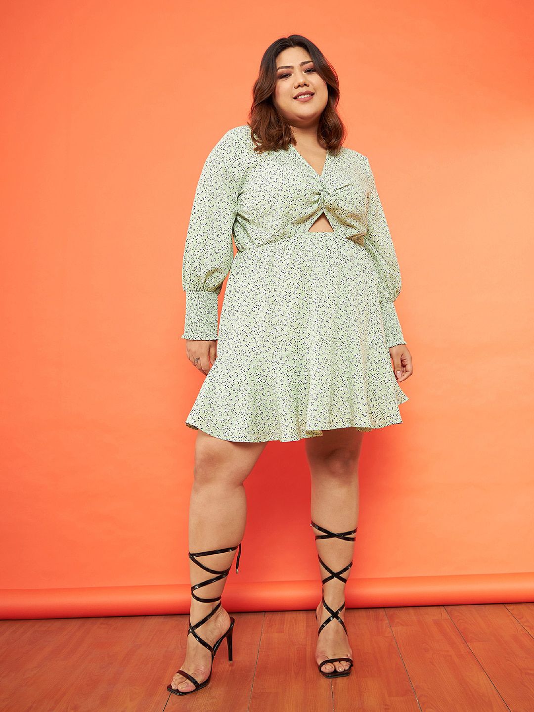 SASSAFRAS Curve Plus Size Floral Printed Crepe A-Line Dress