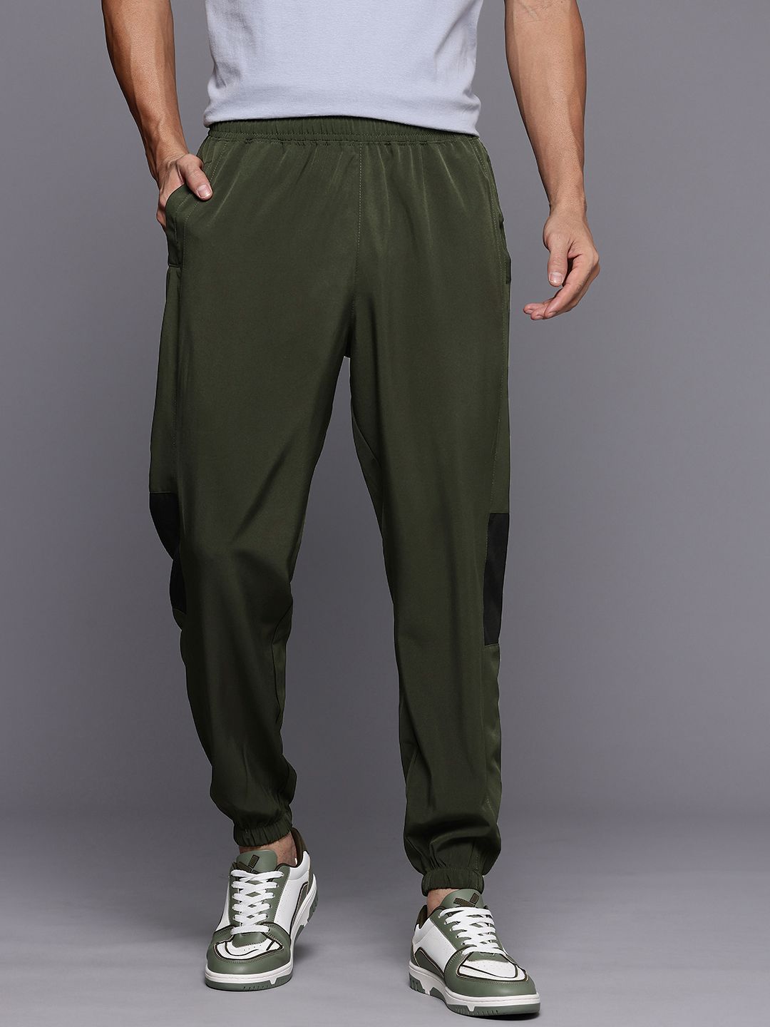 HRX by Hrithik Roshan Men Rapid Dry Regular Joggers