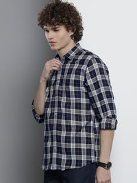 The Indian Garage Co Men Navy Blue & White Checked Casual Shirt