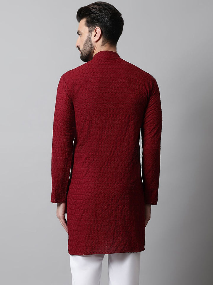 Jompers Men Maroon Floral Embroidered Thread Work Kurta