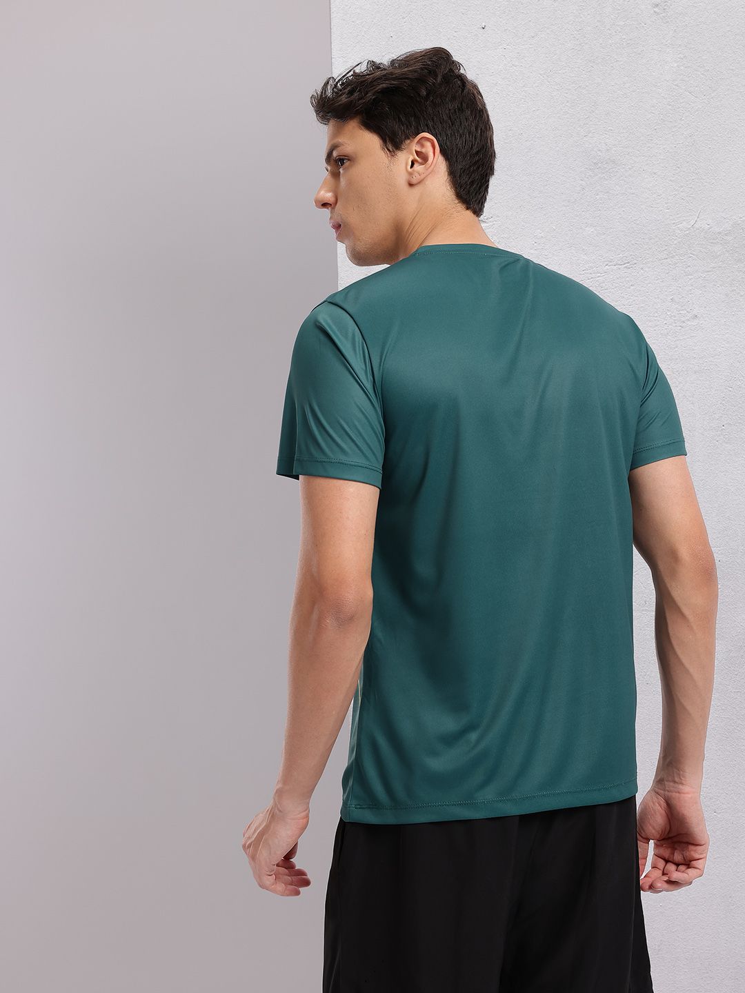 HRX by Hrithik Roshan Brand Logo & Abstract Printed Football T-shirt