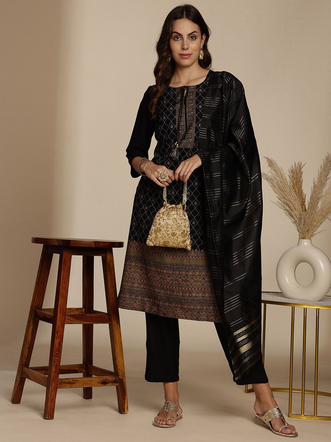 Anouk Women Ethnic Motifs Printed Kurta with Trousers & With Dupatta