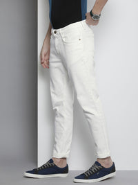 The Indian Garage Co Men Carrot Fit Light Fade Stretchable Jeans