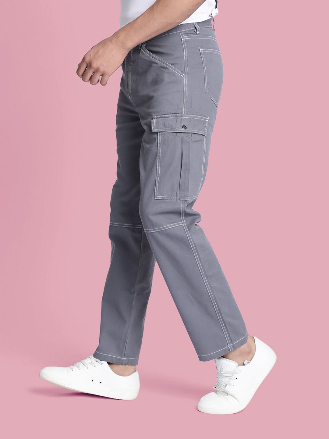Bene Kleed Men Relaxed Fit Cotton Cargos Trousers with Contrast stitch
