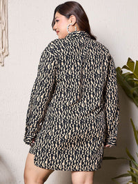 Berrylush Curve Black Plus Size Abstract Printed Longline Shirt With Mini Shorts