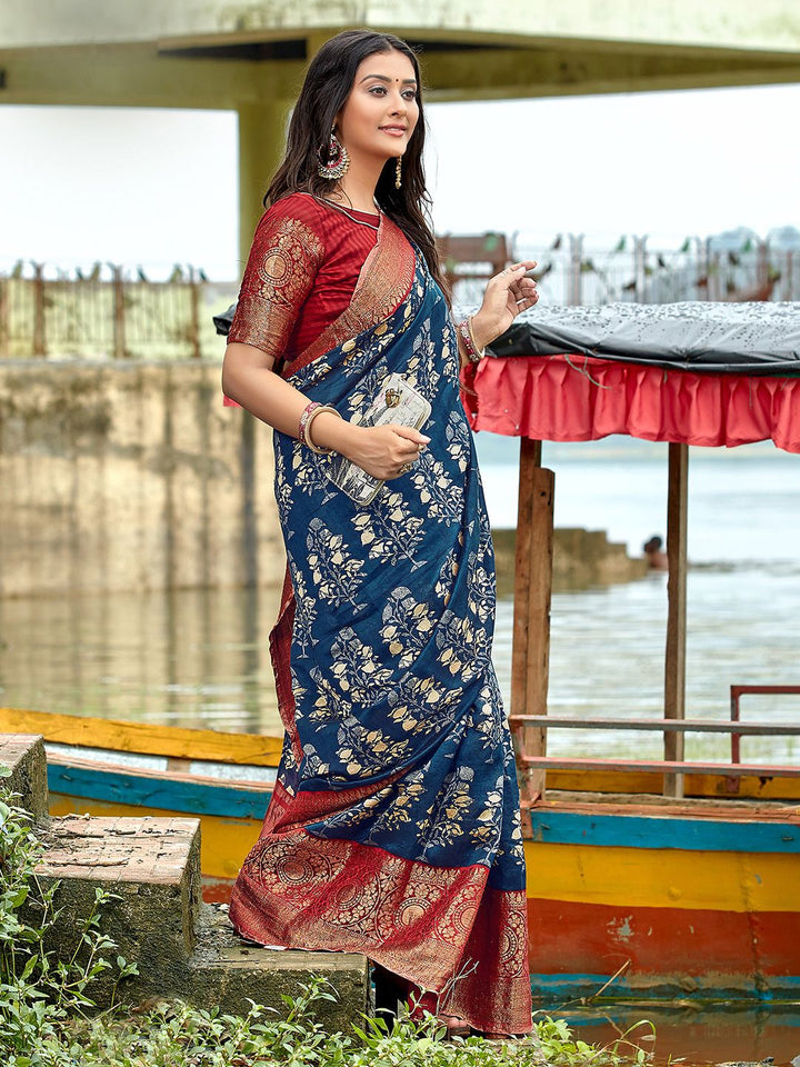 Saree mall Ethnic Motifs Zari Sungudi Saree With Blouse Piece