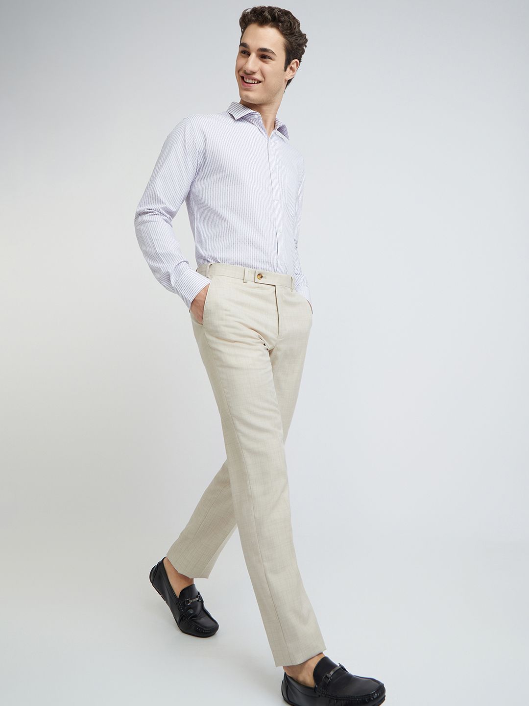 Park Avenue Men Slim Fit Vertical Stripes Opaque Pure Cotton Formal Shirt