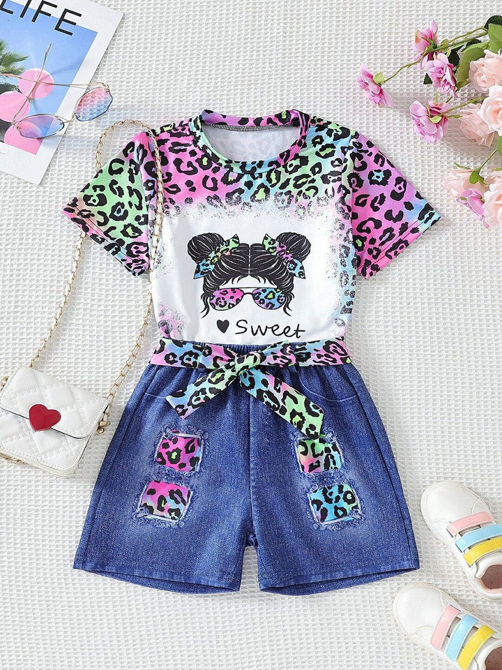 YK Girls Printed T-Shirt & Shorts Clothing Set