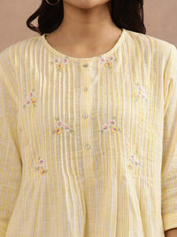 W Floral Embroidered Roll Up Sleeves Pure Cotton Tunic