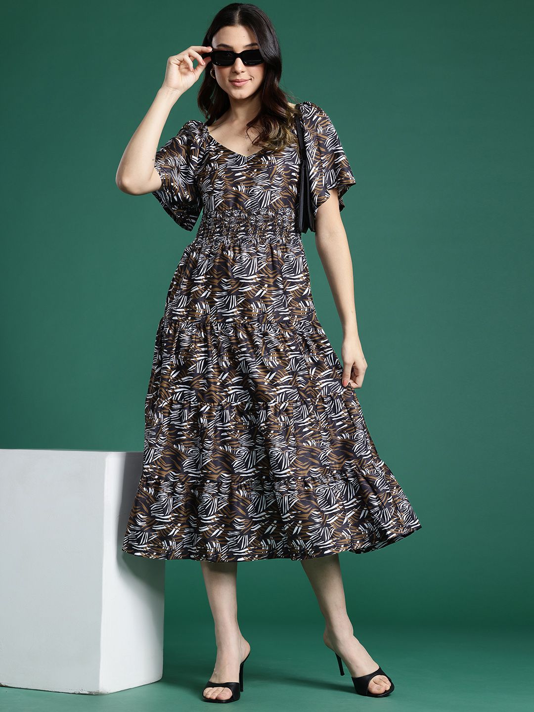 DressBerry Abstract Print Tiered A-Line Midi Dress
