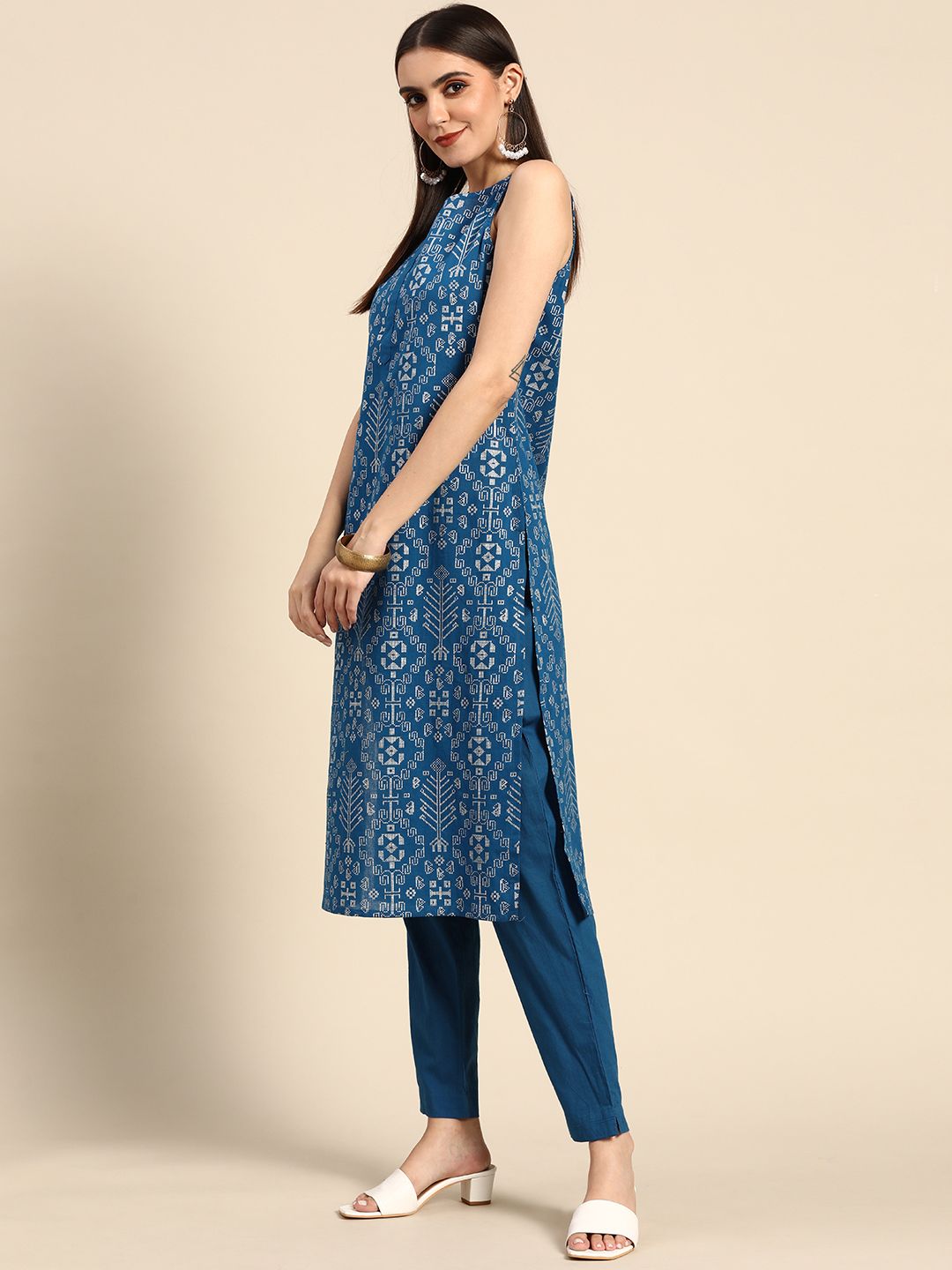 Anouk Women Navy Blue Ethnic Motifs Printed Kurta with Trousers
