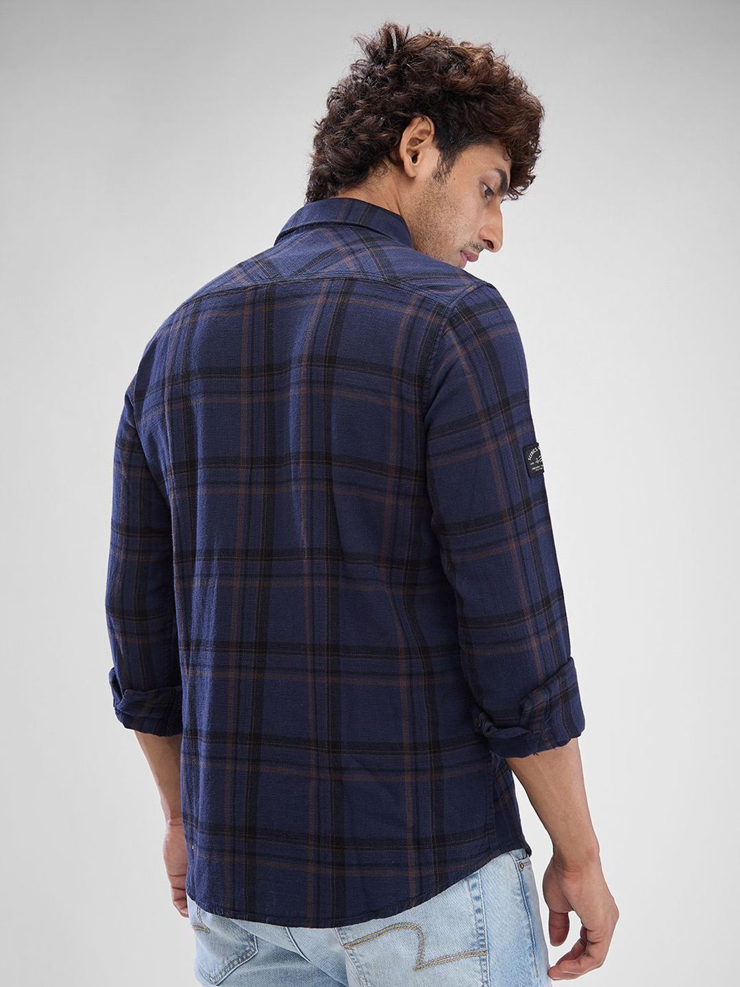 SPYKAR Men Slim Fit Tartan Checked Casual Shirt